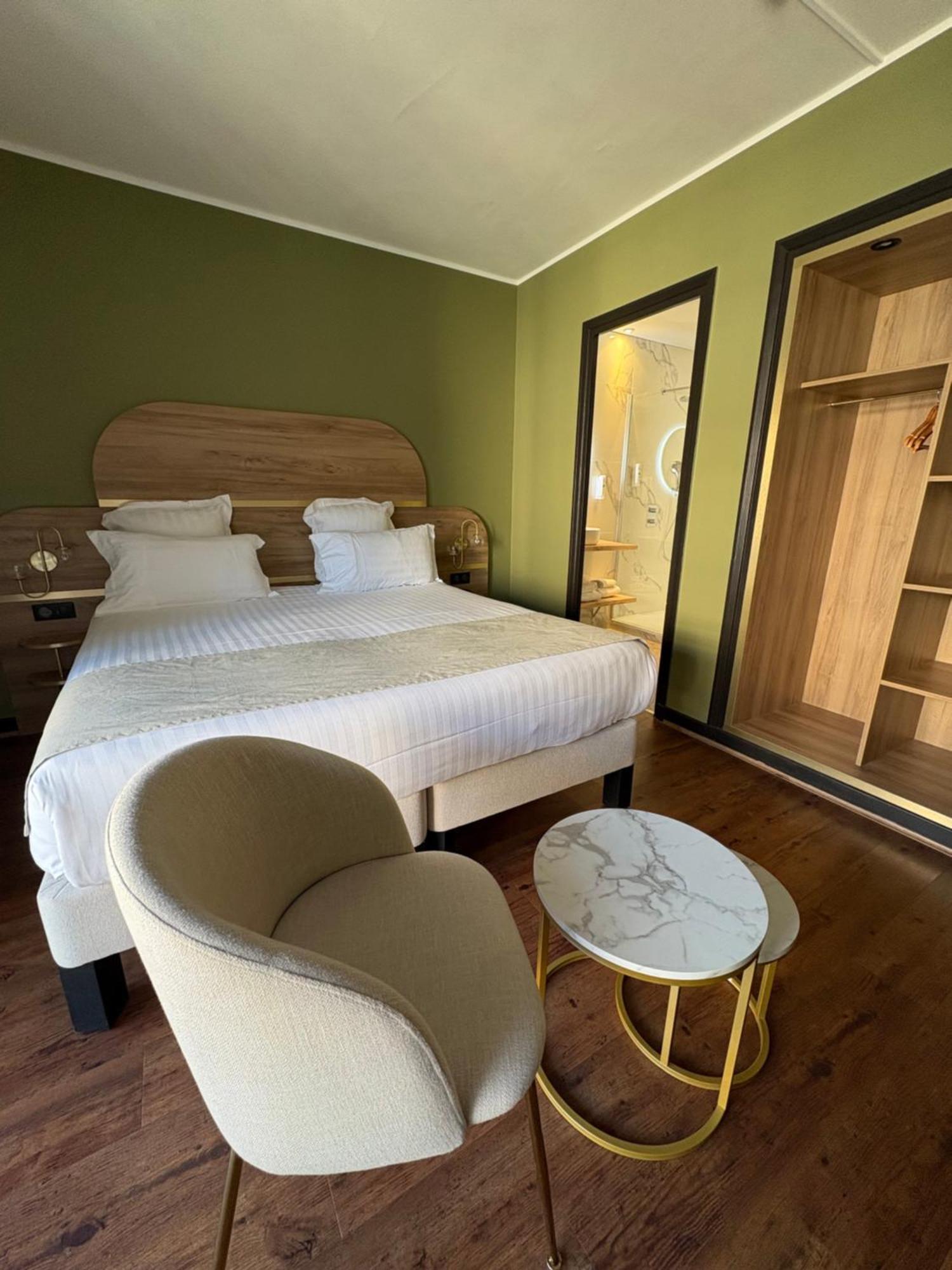 Hotel Chris'tel Le Puy-en-Velay Buitenkant foto