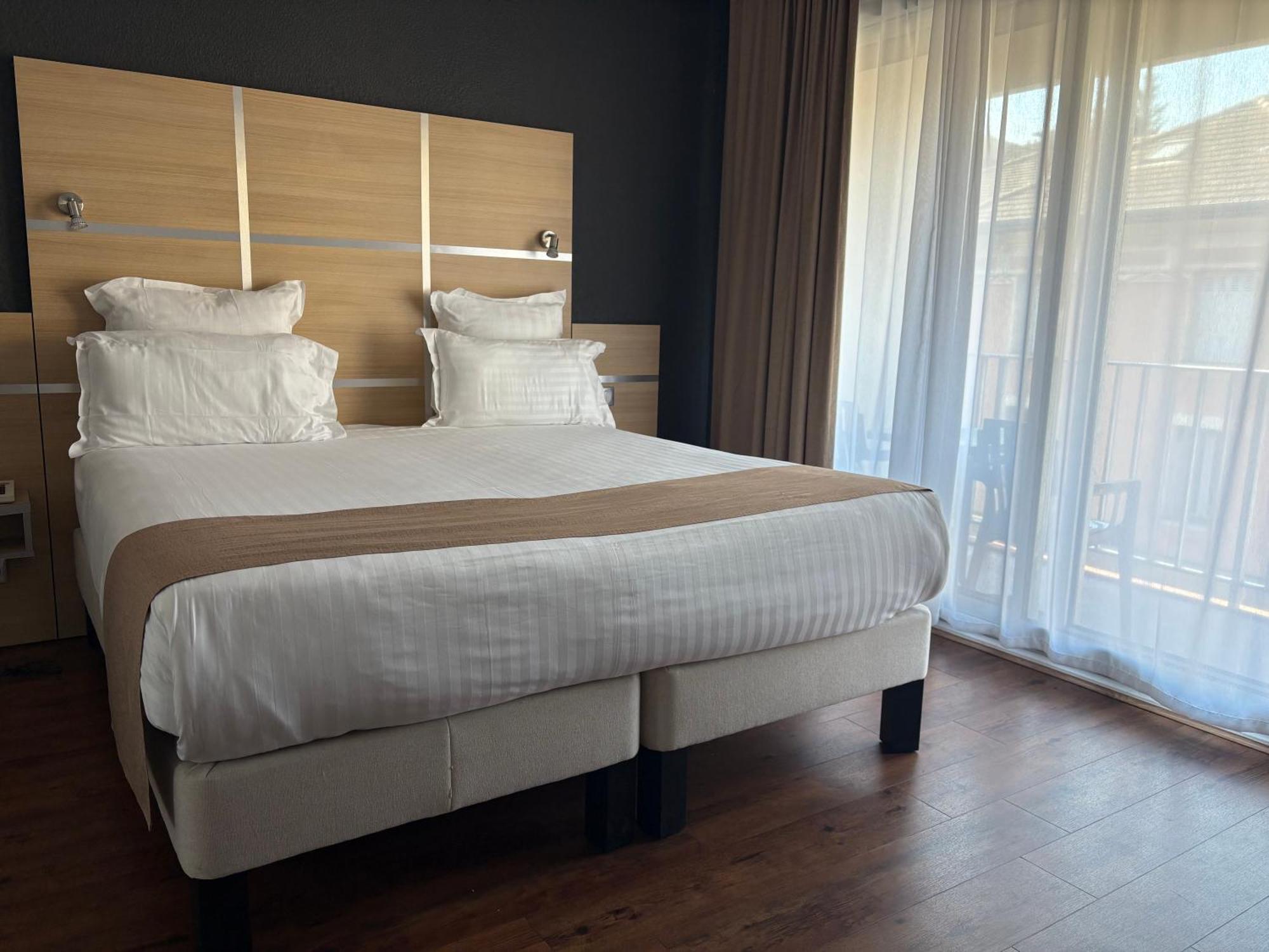 Hotel Chris'tel Le Puy-en-Velay Buitenkant foto