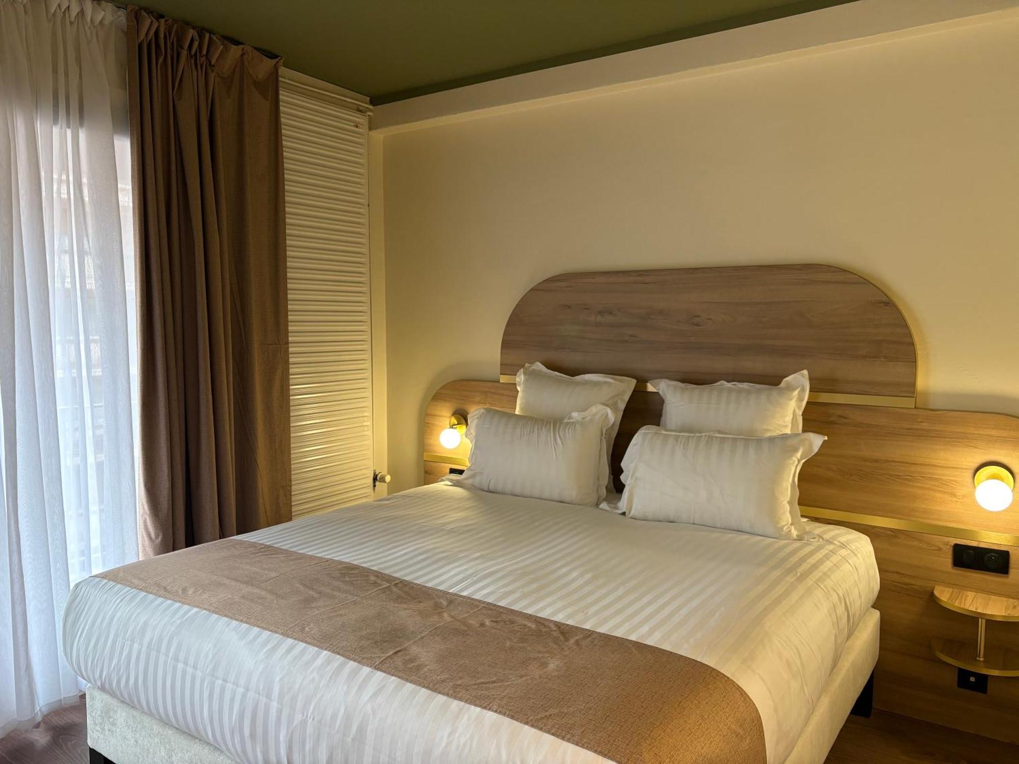Hotel Chris'tel Le Puy-en-Velay Buitenkant foto