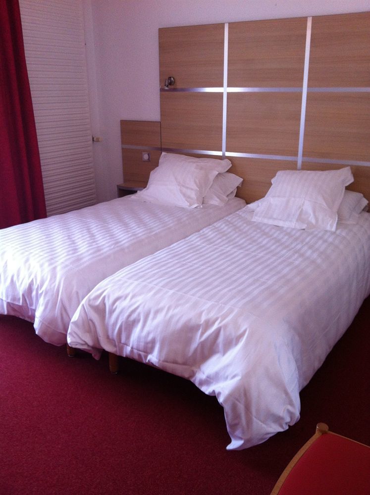 Hotel Chris'tel Le Puy-en-Velay Buitenkant foto