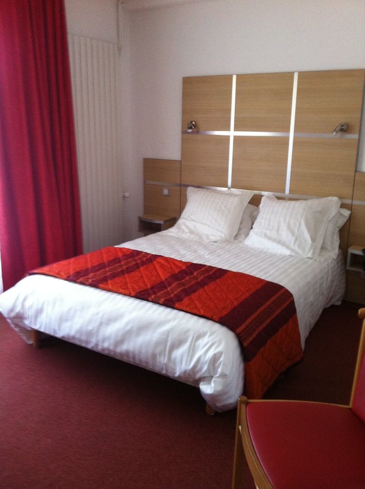Hotel Chris'tel Le Puy-en-Velay Buitenkant foto