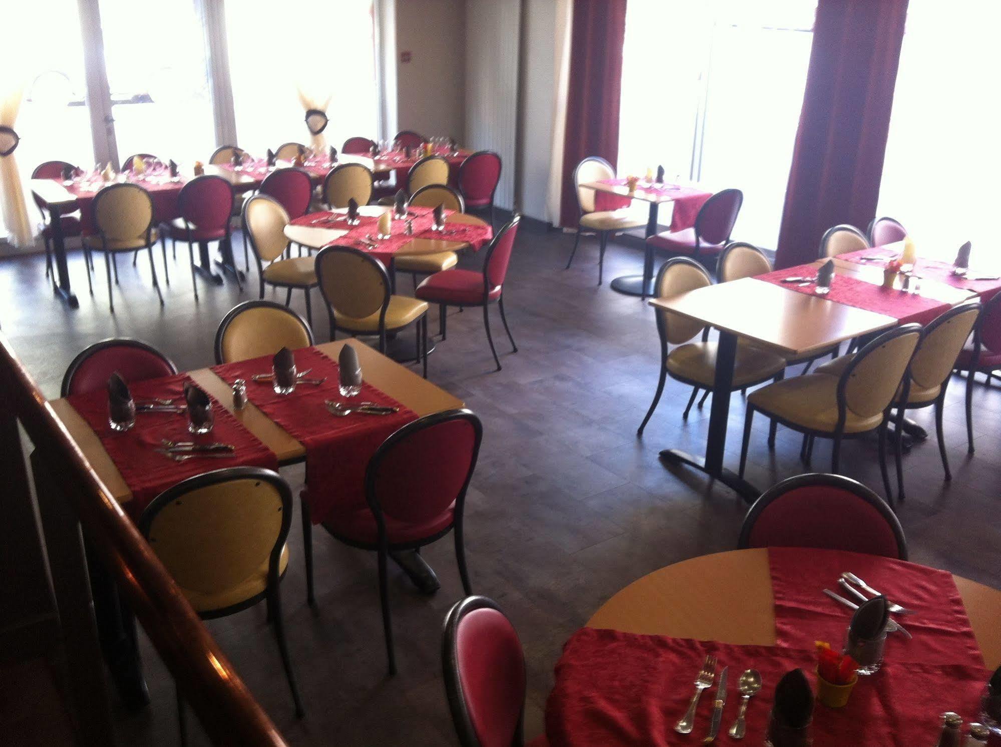 Hotel Chris'tel Le Puy-en-Velay Buitenkant foto