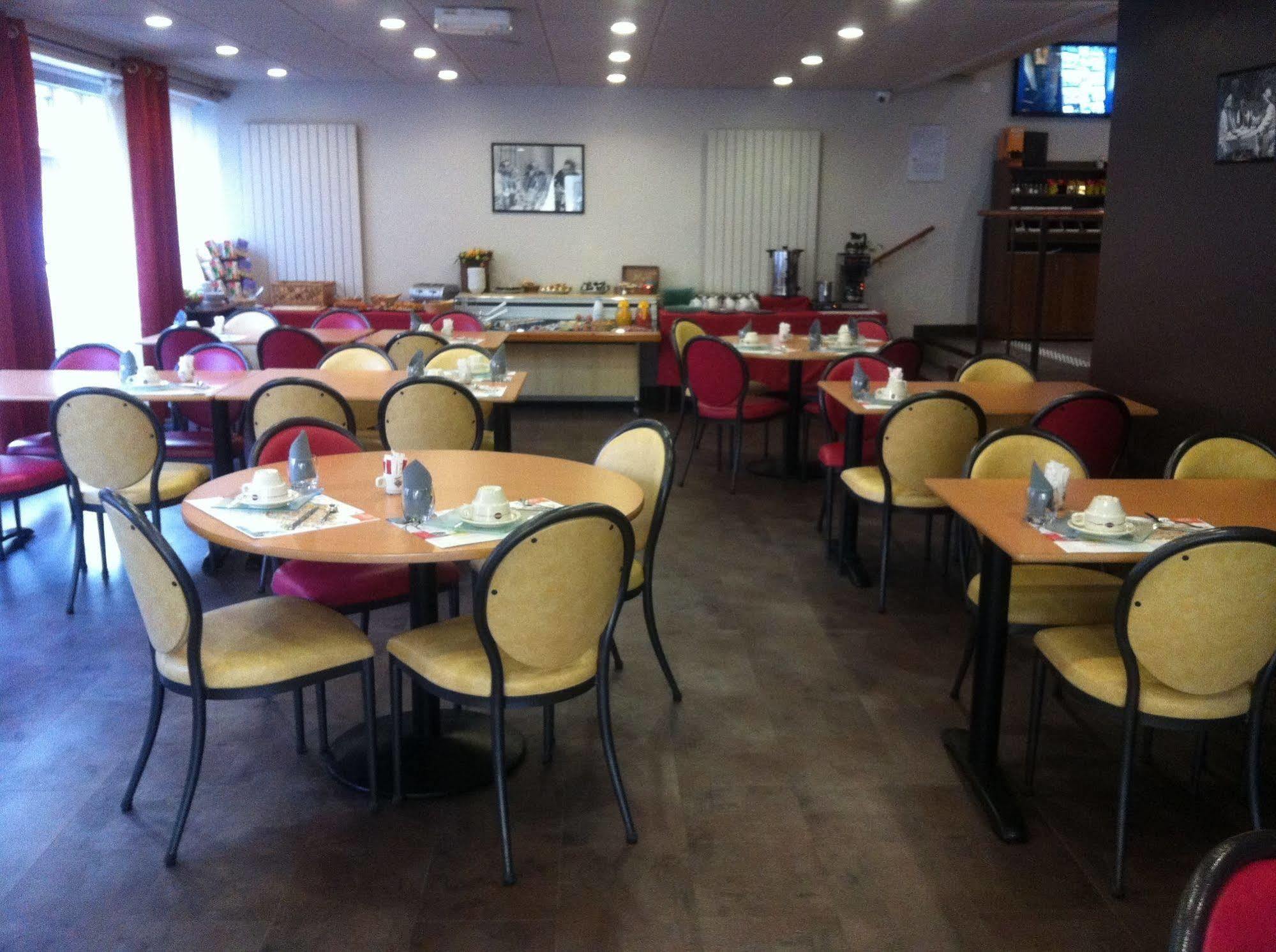 Hotel Chris'tel Le Puy-en-Velay Buitenkant foto