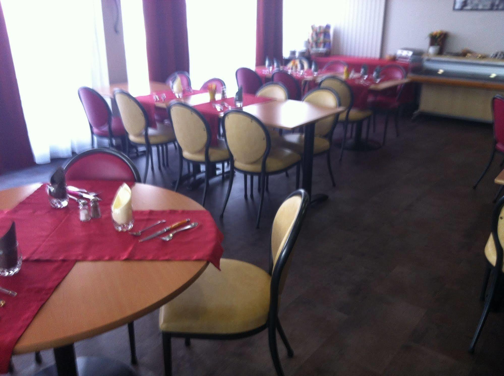 Hotel Chris'tel Le Puy-en-Velay Buitenkant foto